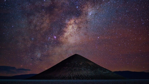pixabay-milky-way-sebadelval_63209400.jpg