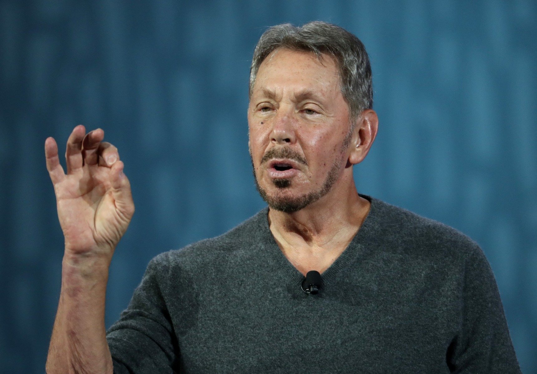 [ad_1] Larry Ellison, unul dintre cei mai bogați oameni din lume, a fost timp de mulți ani eclipsat de personalități din domeniul tehnologiei precum Bill Gates, Steve Jobs, Mark Zuckerberg sau Elon Musk