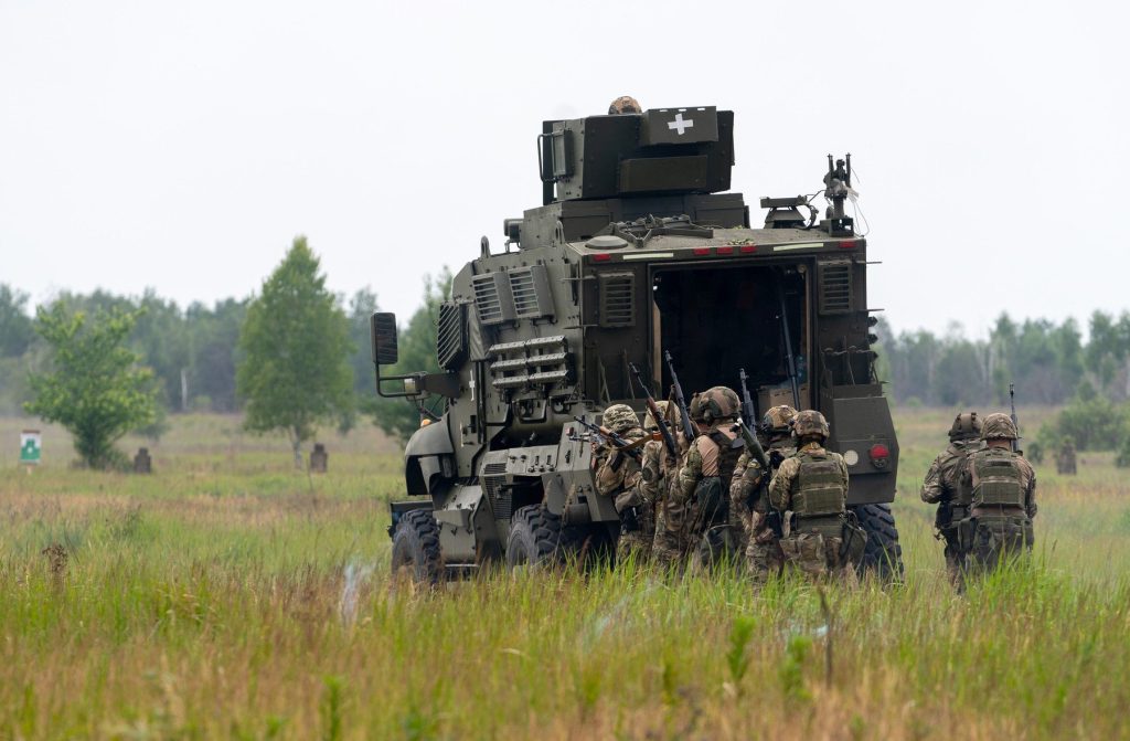 [ad_1] Rusia a reafirmat joi că nu va accepta discuții despre orice tip de intervenție militară externă în Ucraina, considerând-o inacceptabilă