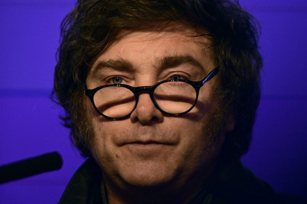 [ad_1] Guvernul condus de Javier Milei în Argentina a confirmat marți intenția de a vinde o parte din compania de stat care gestionează cele trei centrale nucleare ale țării, responsible pentru aproximativ 7,4% din producția energetică națională, conform unei surse de știri economice