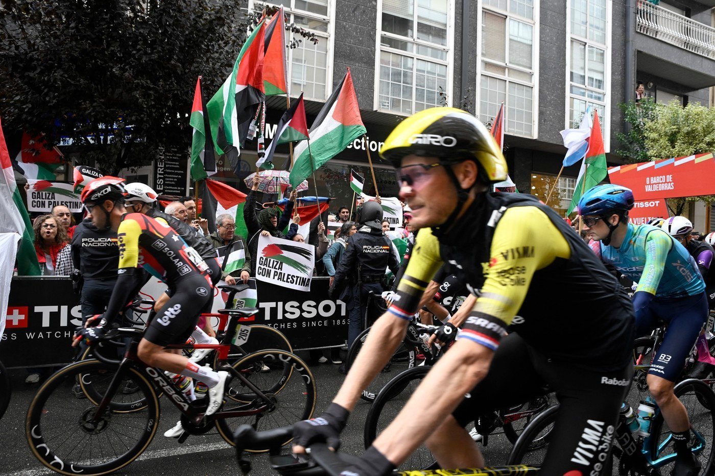 [ad_1] Organizatorii Turului Spaniei au anunțat că etapa de contratimp, programată joi la Valladolid pe un traseu de 27,2 km, va fi redusă la doar 12,2 km din motive de siguranță