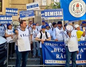 Înregistrare video: a 22-a zi de proteste ale sindicatelor din domeniul educației, cu adunări la sediul Ministerului Educației și un miting programat în Piața Victoriei la ora 12.00ea noastră”