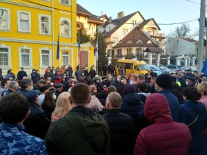 Alegeri în Moldova: autoritățile de poliție avertizează despre planuri de proteste masive în noaptea următoare / “Îndemnăm cetățenii să-și evalueze deciziile și comportamentul”