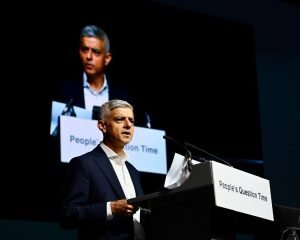Trump afirmă că nu l-a dorit pe primarul Londrei la evenimentele din timpul vizitei de stat în Marea Britanie și îl critică pe Sadiq Kahn, descriindu-l ca fiind unul dintre cei mai slabi primari la nivel mondial