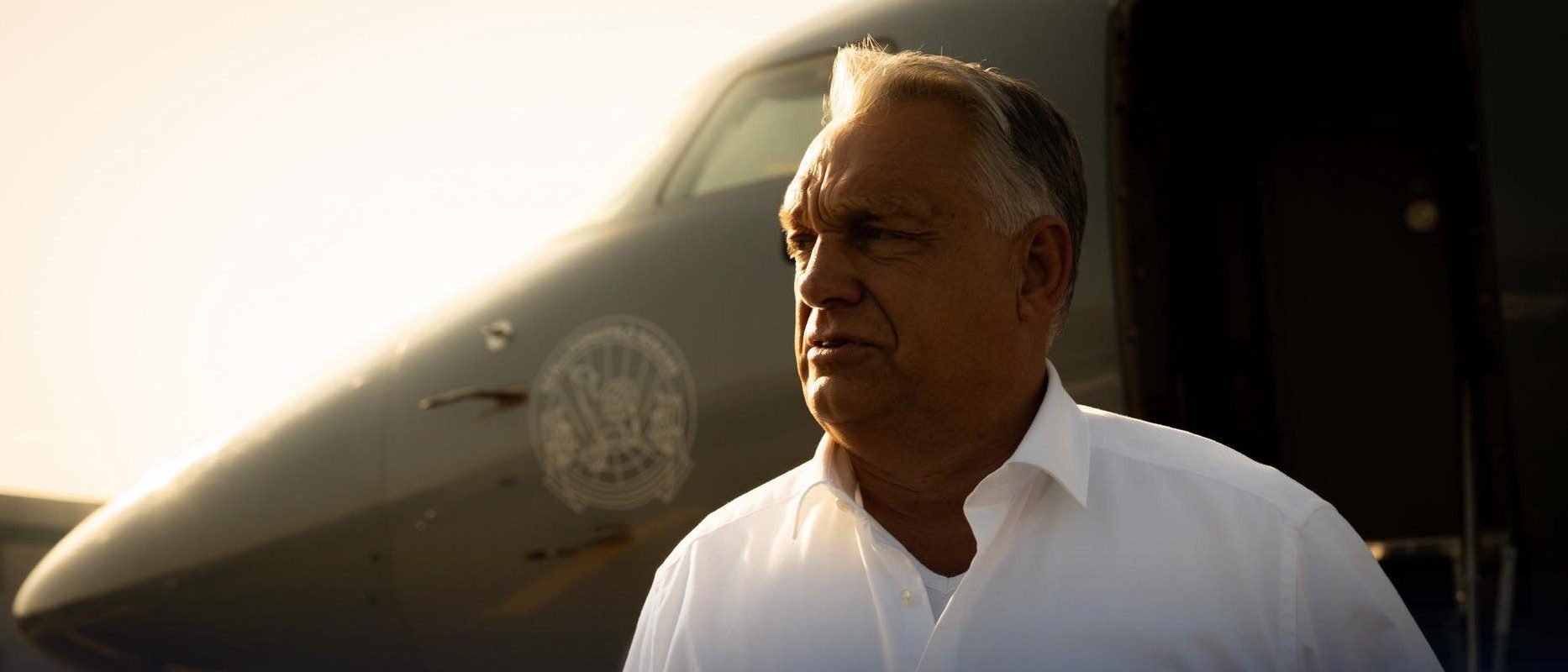 viktor-orban-avion.jpg
