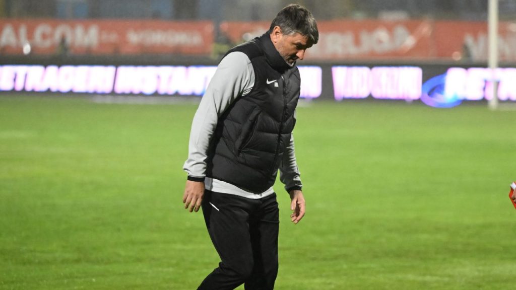 Mihalcea a oferit o declarație remarcabilă după ce înfrângerea echipei UTA a propulsat Botoșaniul pe prima poziție: ”Ar trebui să mai avem doi-trei copii?”