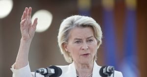 Ursula von der Leyen, față în față cu moțiuni de cenzură.