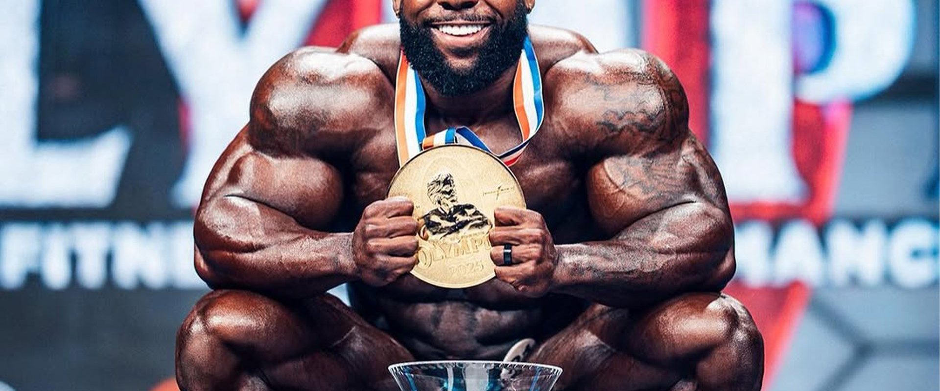 2025-Olympia-Mens-212-Winner-MAIN.jpg