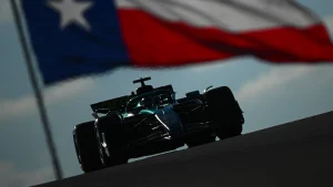 Cine pornește de unde în Austin?