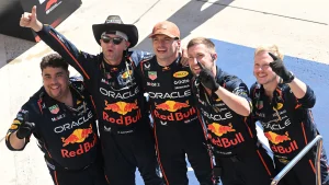 Verstappen reduce deficița la titlu după cea de-a șaptea victorie americană