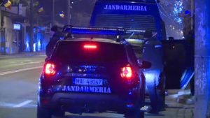 Intervenție a pompierilor în București din cauza vremii extreme.