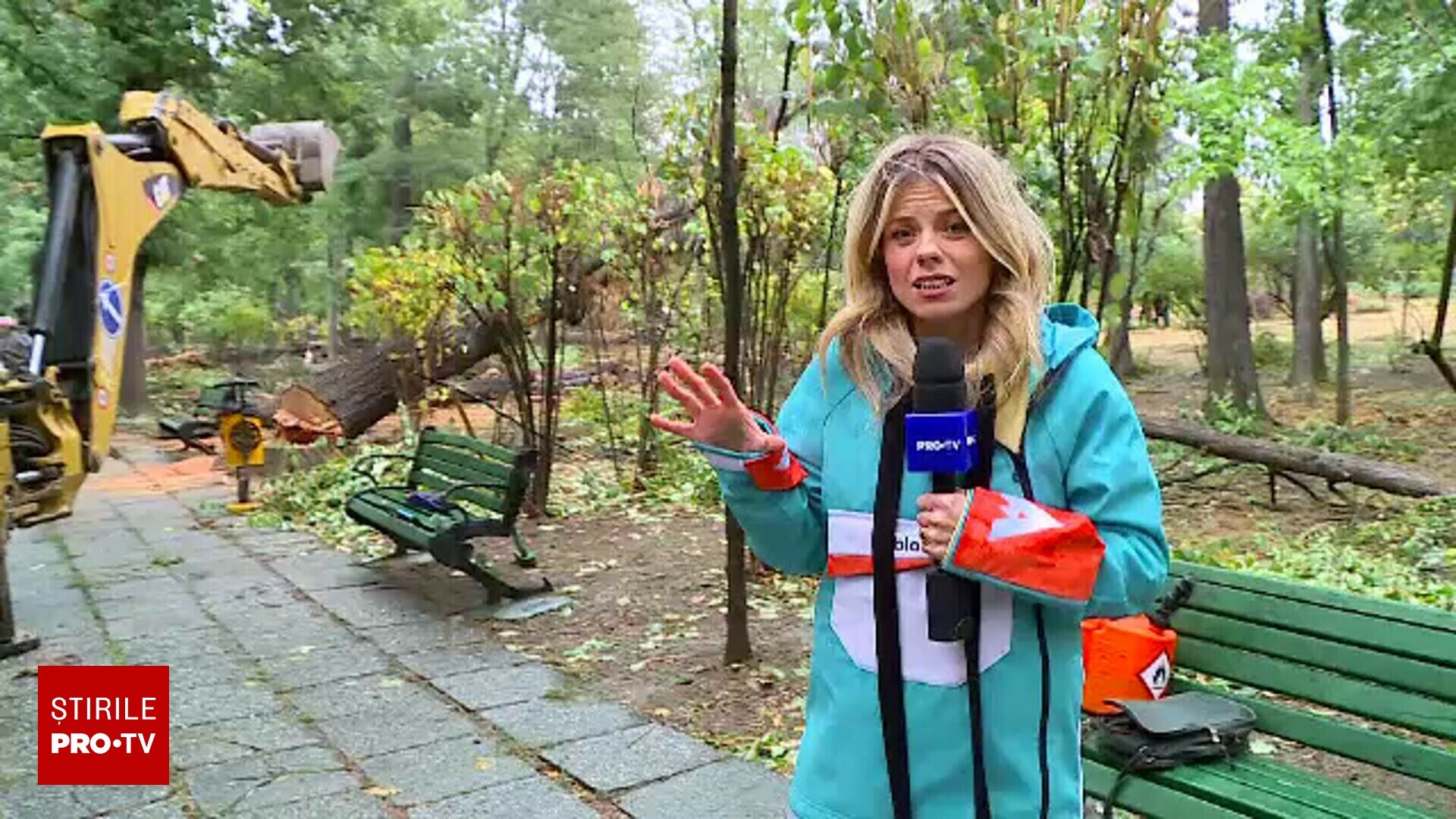 Furtuni violente și schimbări de vreme extreme pe întreg teritoriul.