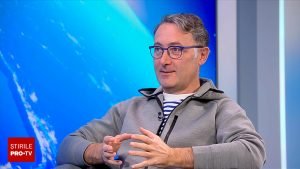 Regizorul Tudor Giurgiu subliniază responsabilitatea noastră de a conștientiza impactul comunismului asupra societății