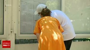 Cadrele didactice nu mai pot evalua public rezultatele elevilor în cadrul orelor și al întâlnirilor cu părinții