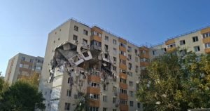 Risc de prăbușire pentru bloc