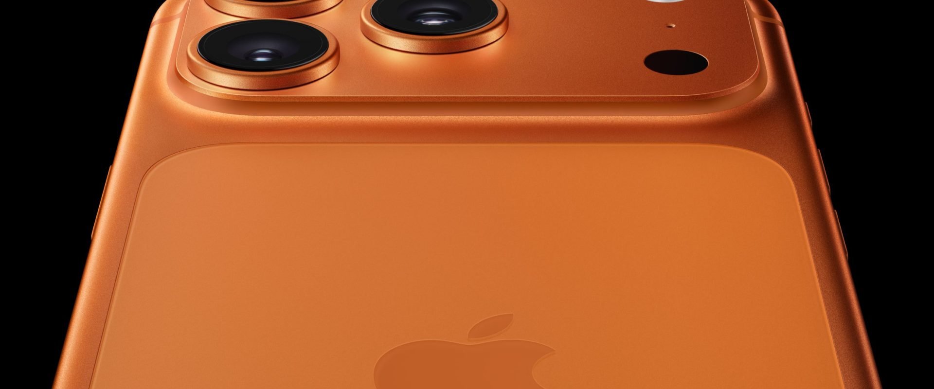 Apple-iPhone-17-Pro-camera-close-up-250909-scaled.jpg