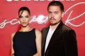Barbara-Palvin-and-Dylan-Sprouse-101525-373c5c2672134477bcb17a3bba9bd047.jpg