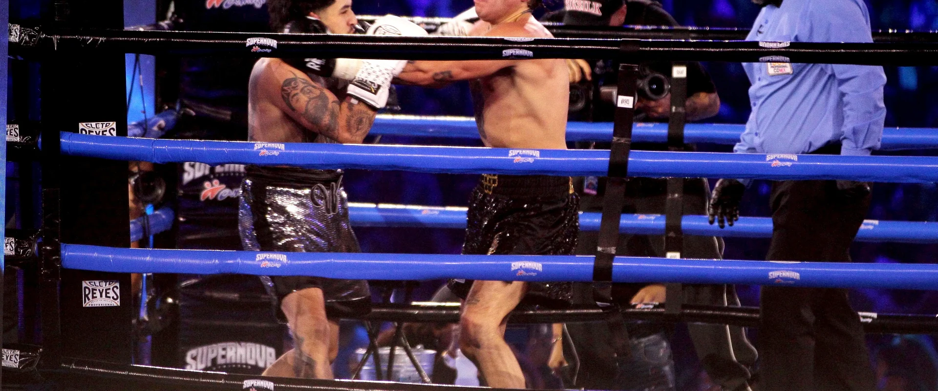 MEXICO CITY, MEXICO - AUGUST 17: Westcol and Mario Bautista fight performs as a part of 'Supernova Strikers 2025' at Palacio de los Deprotes on August 17, 2025 in Mexico City, Mexico. (Photo by Medios y Media/Getty Images)
