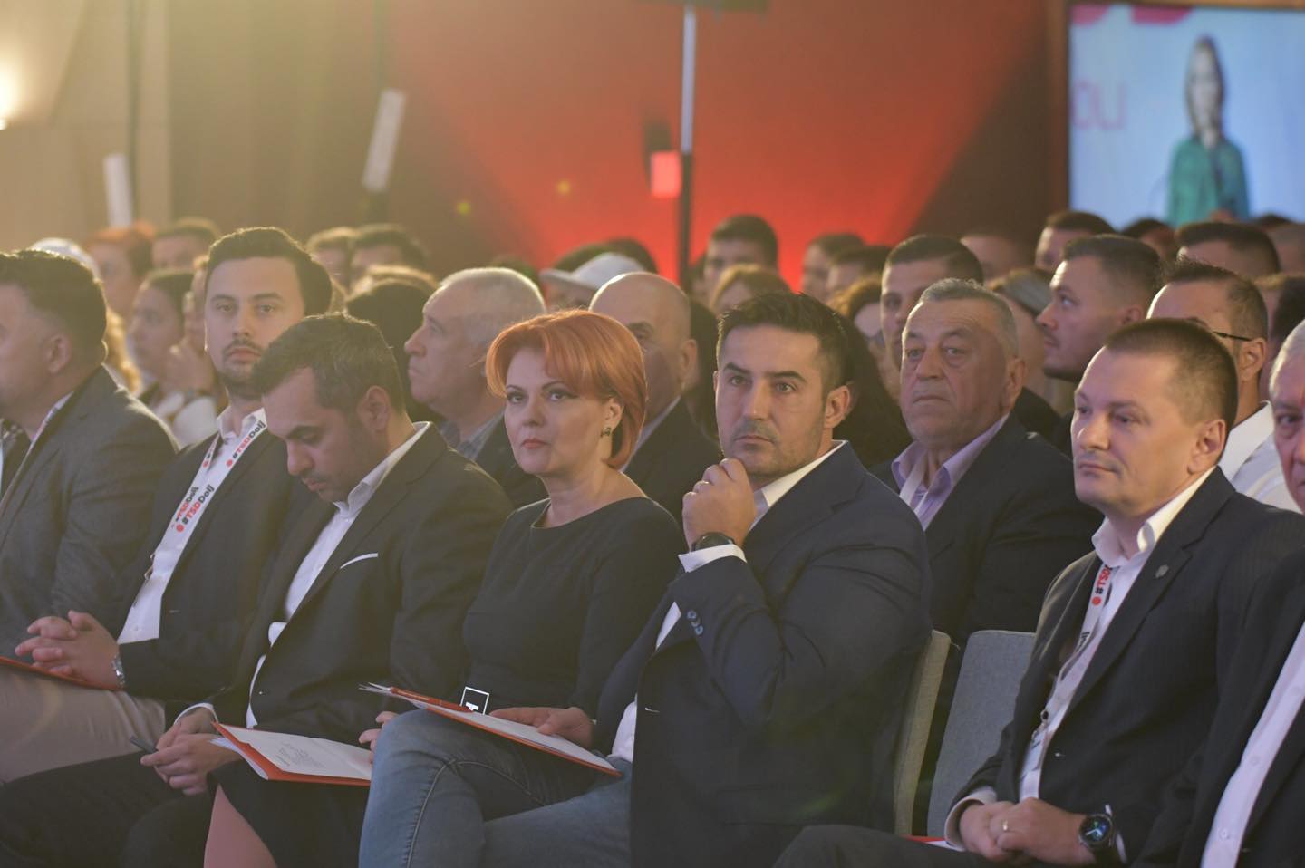 Claudiu Manda intenționează să candideze pentru postul de secretar general al PSD, susținut de echipa lui Sorin Grindeanu, actualul ocupant fiind Paul Stănescu