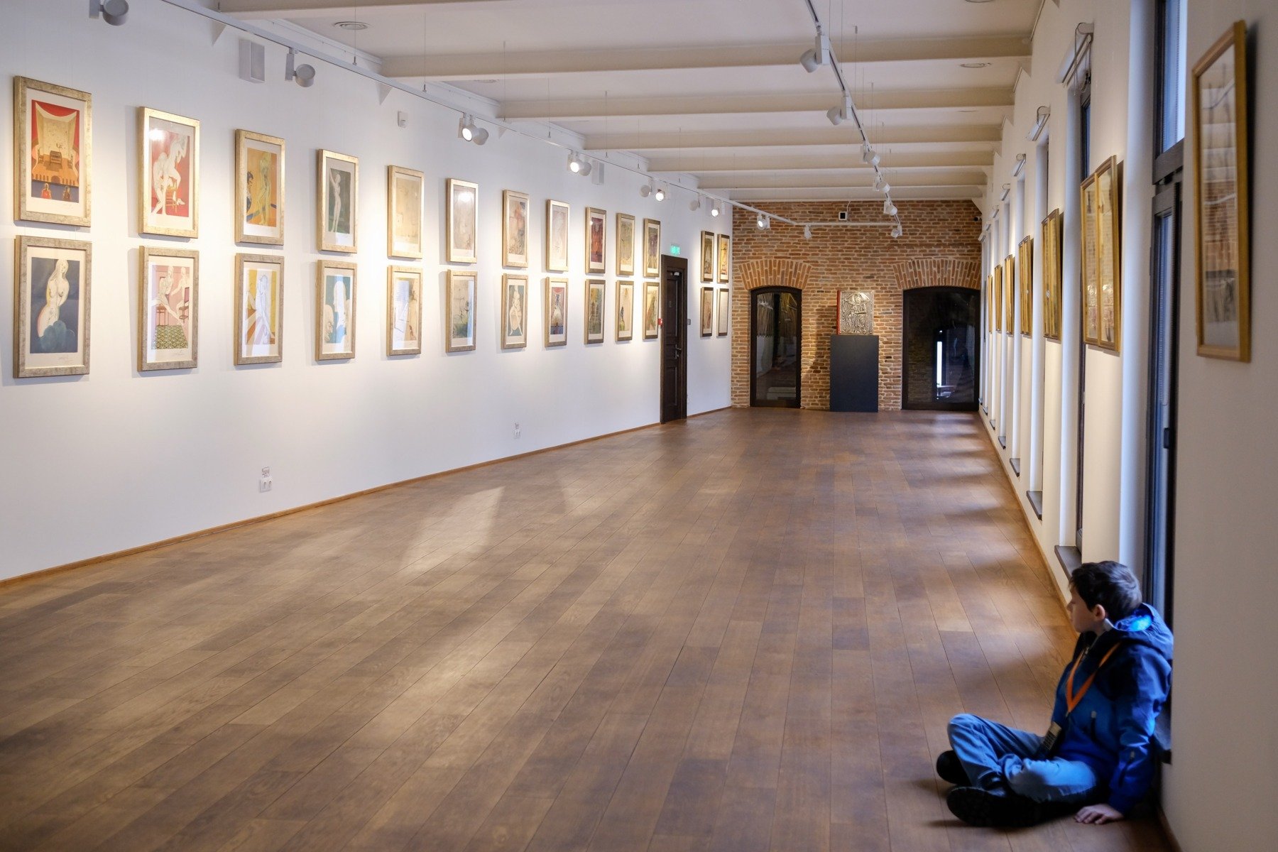 [ad_1] Poliția italiană a confiscat, în cursul zilei de miercuri, 21 de opere false atribuite artistului spaniol Salvador Dali