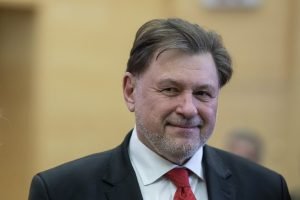 Rafila avertizează că până în 2050 infecțiile cu bacterii multirezistente vor deveni cauza principală de mortalitate globală, urmate de boli cardiovasculare și cancer; în UE, anual, circa 50.000 de morți sunt provocate de astfel de infecții