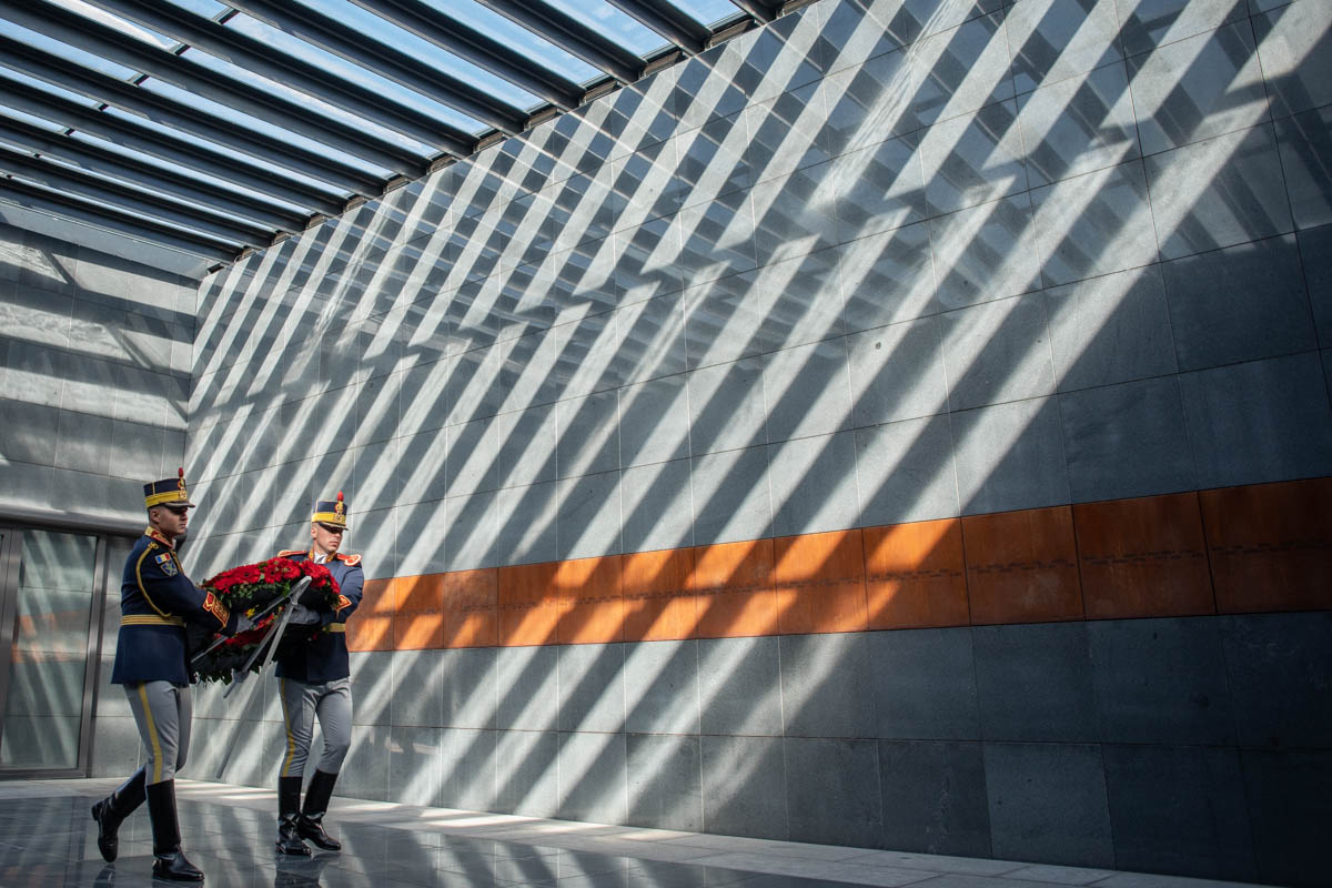 Ceremonie de omagiere a victimelor Holocaustului din România, joi, în București