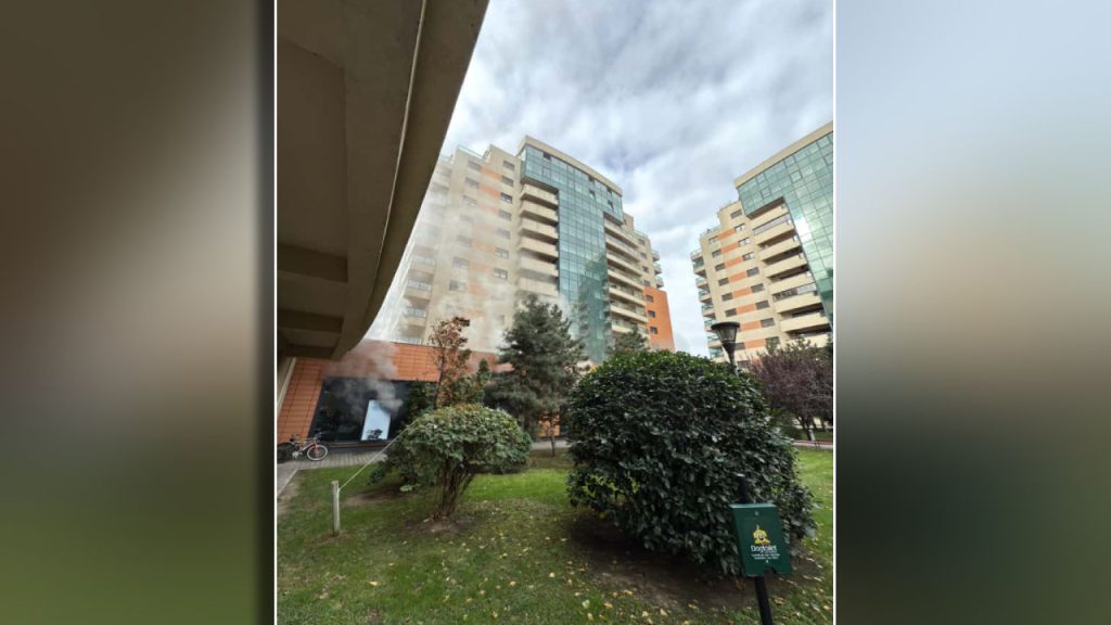Incendiu cu degajări mari de fum la un hotel din București. Mesaj RO-Alert transmis locuitorilor din sectorul 6