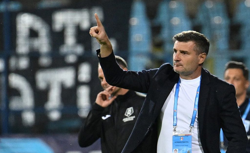 Laszlo-Balint-e-in-premiera-adversar-pe-terenul-celor-de-la-UTA.jpg