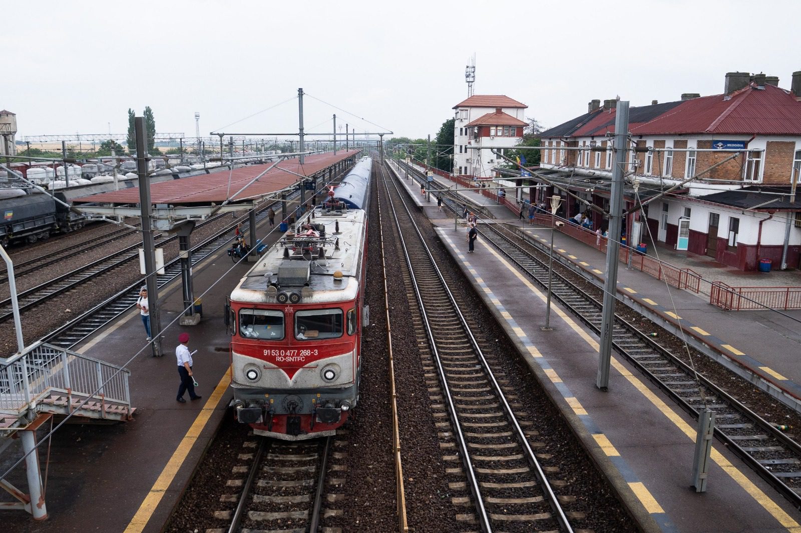 [ad_1] situația financiară a operatorului feroviar de stat, CFR Călători, a devenit din ce în ce mai dificilă, acesta acumulând datorii semnificative către Electrificare CFR SA