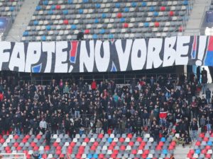 Fanii echipei Steaua reacționează cu încântare în urma deciziei luate de Uniunea Asociațiilor Europene de Fotbal: “Sfârșitul jocului pentru FC FCSB!”