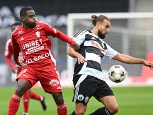 Transmisie live video și text de la Universitatea Cluj