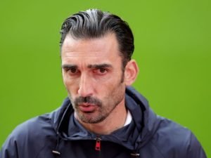 Elias Charalambous a declarat în mod explicit în cadrul unei conferințe de presă: “Sfârșitul a sosit”.