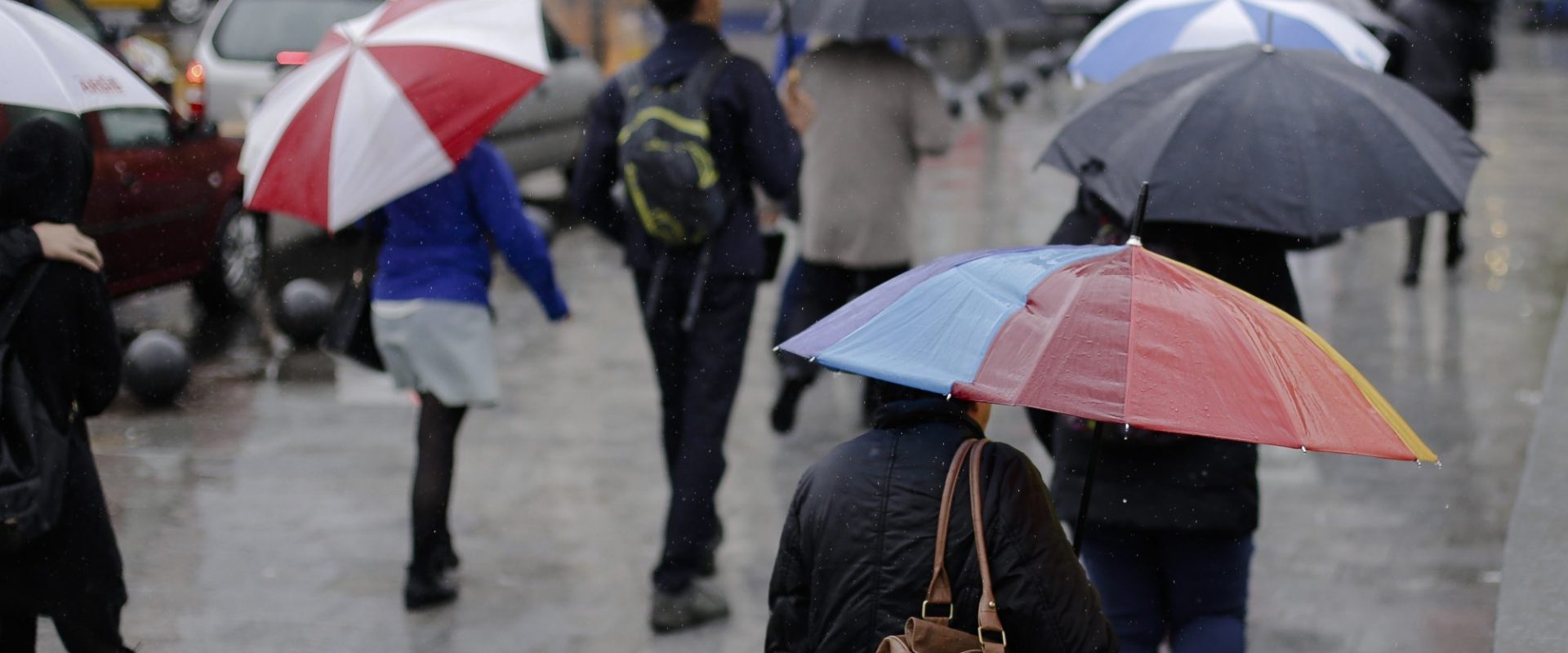 Raed Arafat explică detaliat recomandările pentru codul roșu de ploi torențiale. Cum se poate schimba sistemul RO-Alert în următorii ani