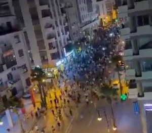 Imagini din manifestațiile generației Z din Maroc escaladează în violență, două victime fiind atroces omorâte