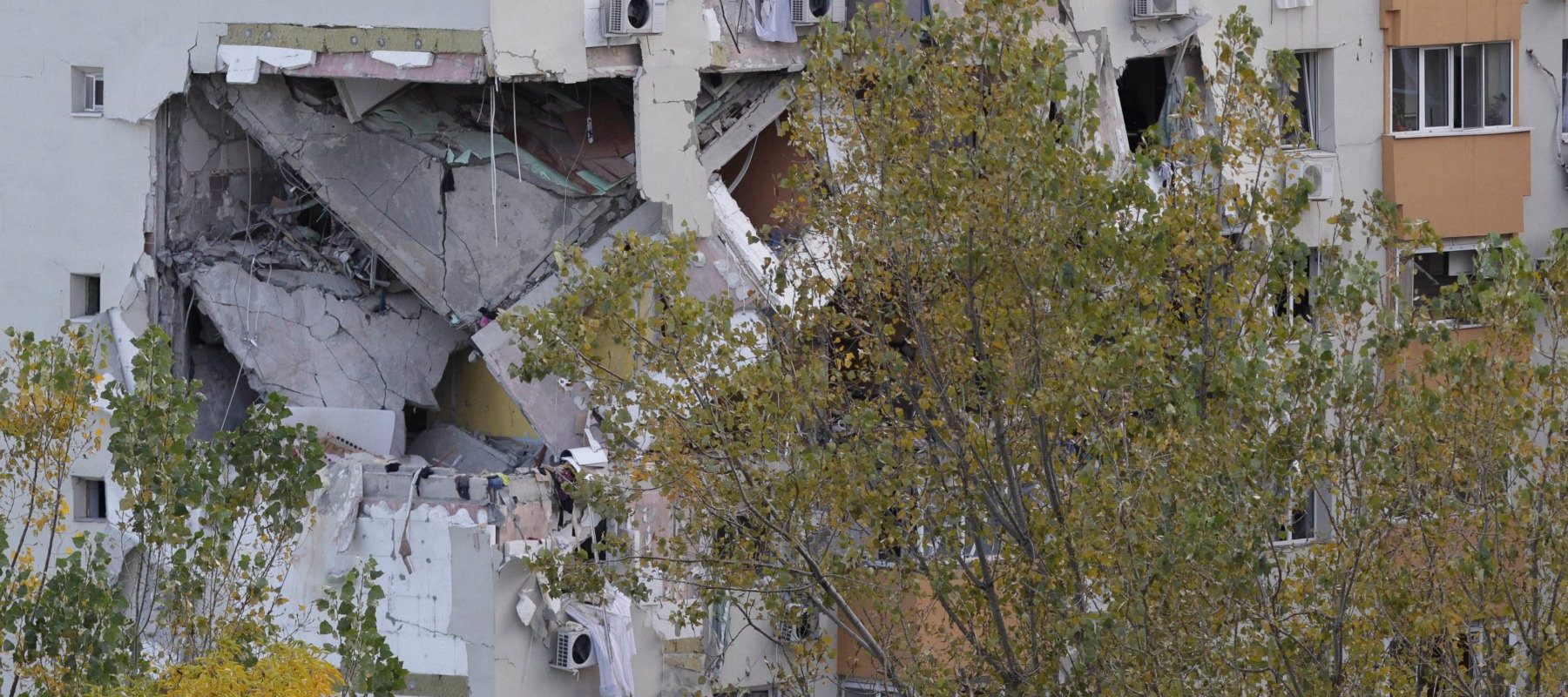 URMARI_EXPLOZIE_37_INQUAM_Photos_Octav_Ganea.jpg