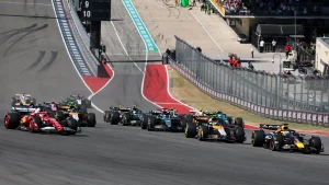 Verstappen conduce în Austin, Leclerc îl depăşeşte pe Norris