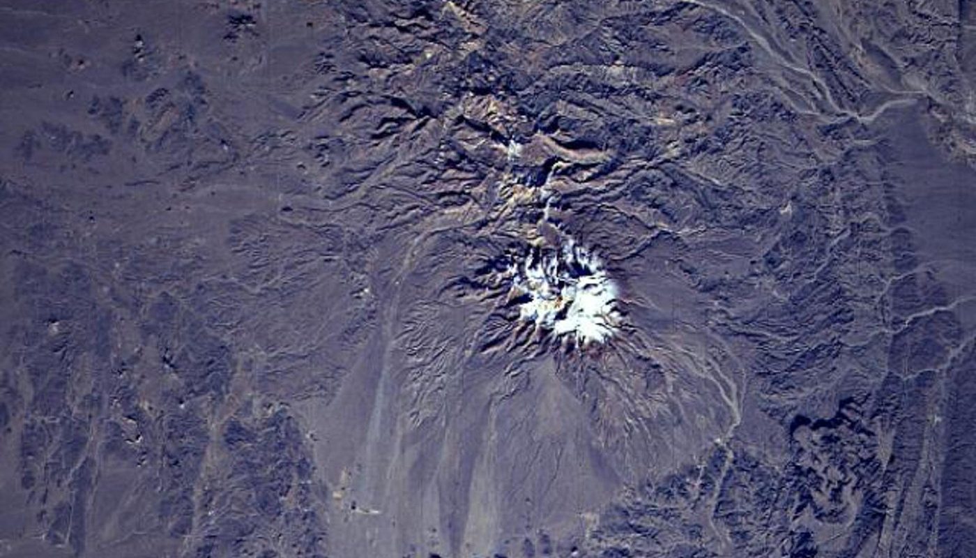 Vulcanul-Taftan.jpg