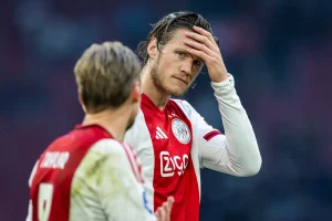 Weghorst keză de la Ajax pentru meciul cu Sparta