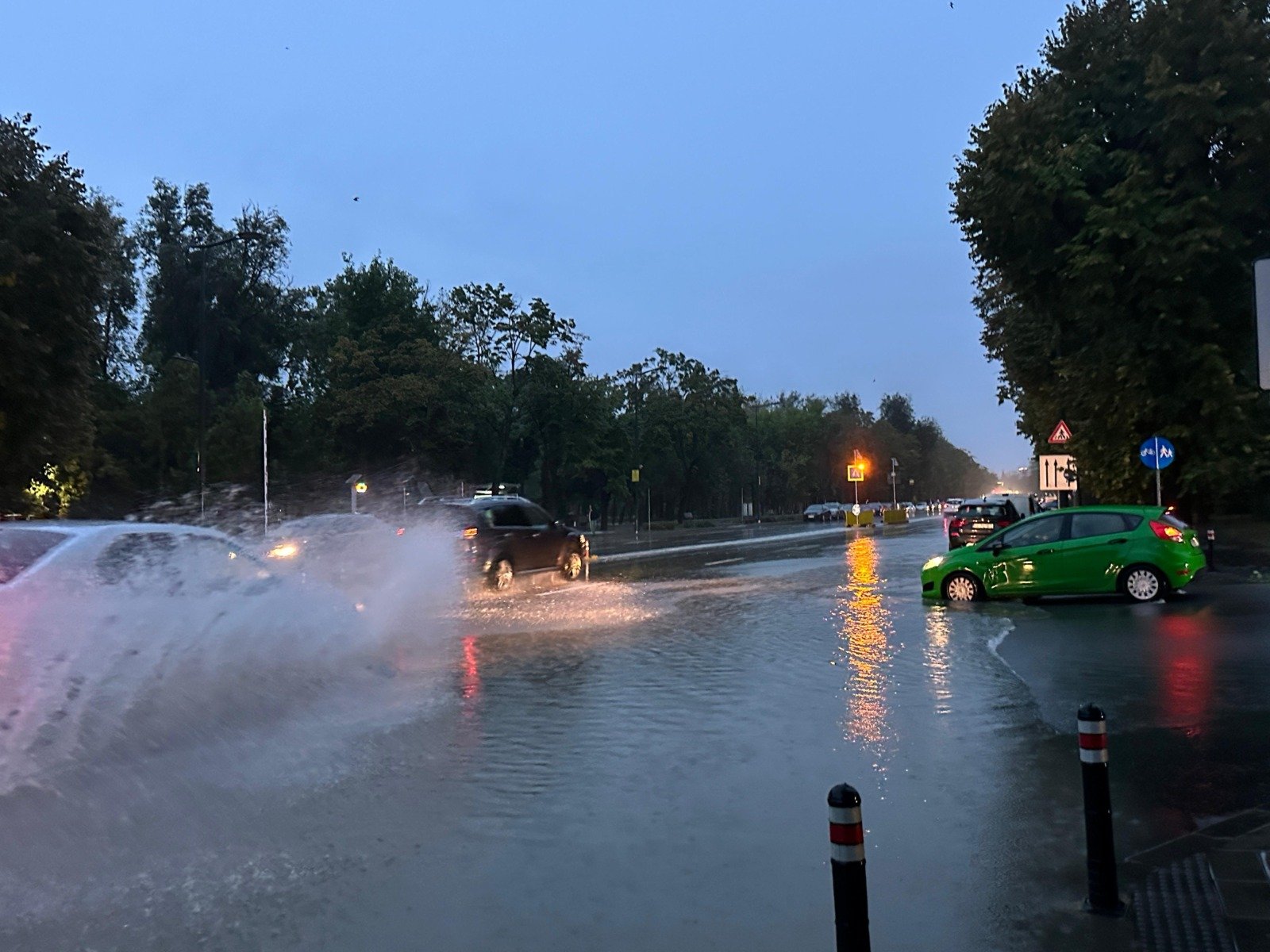 [ad_1] Meteorologii au extins avertizarea de cod roșu pentru ploi până miercuri la ora 18:00, pentru mai multe localități din județul Constanța