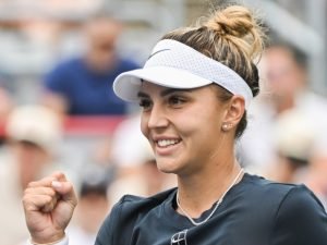 Jaqueline Cristian a remportat o victorie surpriză la turneul WTA din orașul japonez Osaka, calificându-se în faza sferturilor de finală, deși a pierdut primul set cu scorul de zero.