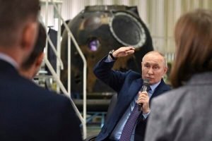 Putin și Trump au adus elogii reciproce după criticile legate de „credibilitatea fragilizată” a Premiului Nobel pentru Pace 2025, atribuit opozantei venezuelene Maria Corina Machado