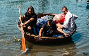 Situația dramatică a lucrătorilor din Asia: viața pe nimic, sub un euro pe zi, dezvăluită la data de 20 octombrie 2025.