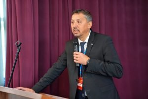 Ministrul Daniel David anunță că în 2026 vor fi introduse noi programe și manuale pentru clasa a IX-a, împreună cu implementarea de metode moderne de predare pentru cadrele didactice