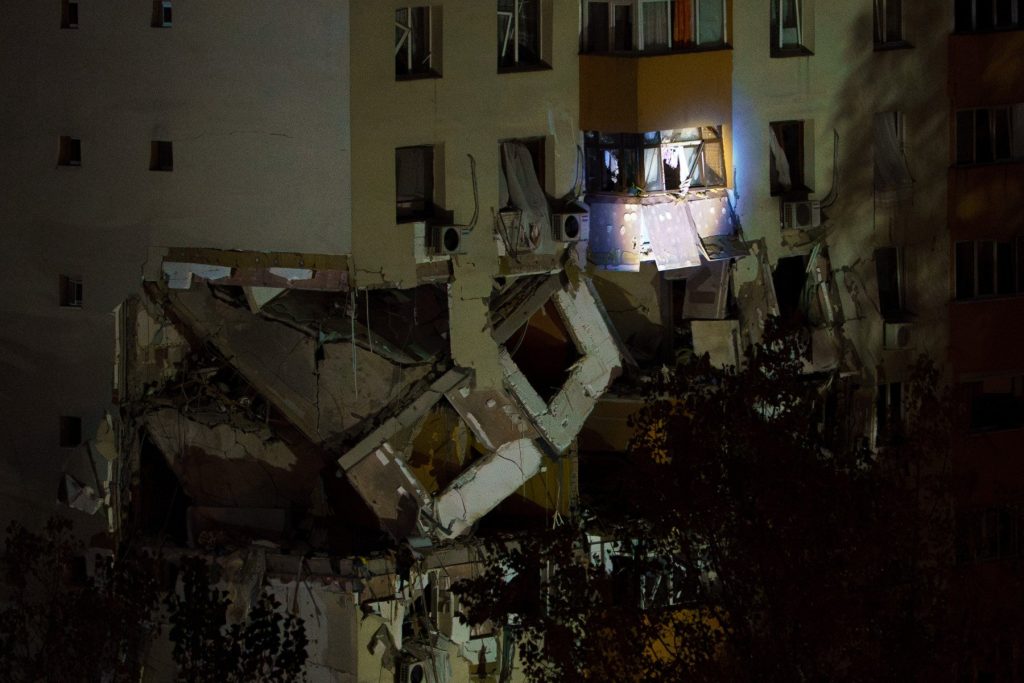 bloc-explozie-rahova-lumina.jpg