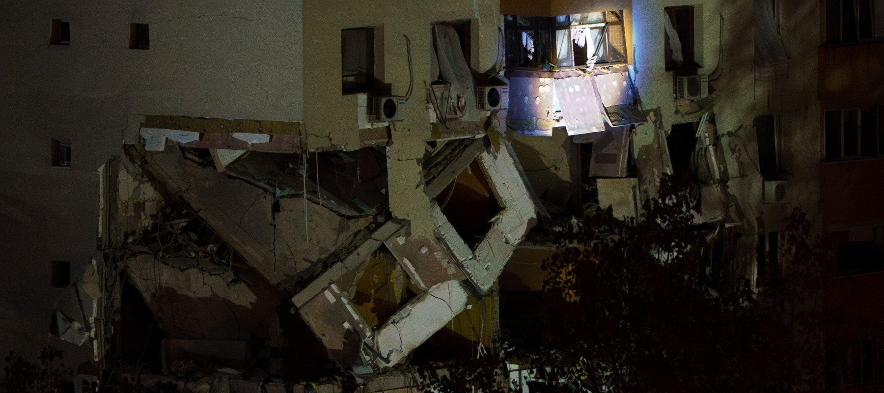 bloc-explozie-rahova-lumina.jpg