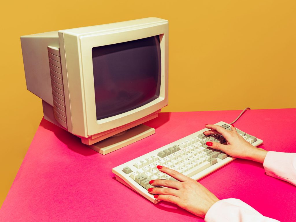 [ad_1] Reutilizarea componentelor vechi de calculator a devenit o practică tot mai populară, mai ales în contextul actual, când sustenabilitatea și eficiența energetică sunt priorități