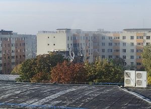 Prefectul Capitalei informează că a convocat Comitetul pentru Situații de Urgență al Municipiului București la ora 18:00: Blocul rămâne închis, iar ceilalți locatari pot intra însoțiți de poliție pentru a-și recupera bunurile din apartamente