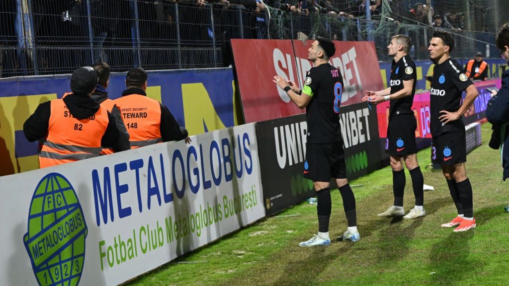 fcsb-metaloglobus.jpg
