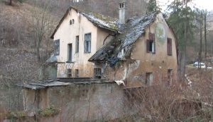 Ultimul zid din vechiul han de la Pietrele lui Solomon a fost dărâmat; clădirea, deținută de un om de afaceri irlandez stabilit la Brașov