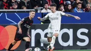 Ce evaluare a obținut Dennis Man după 73 de minute în meciul Bayer Leverkusen – PSV 1-1
